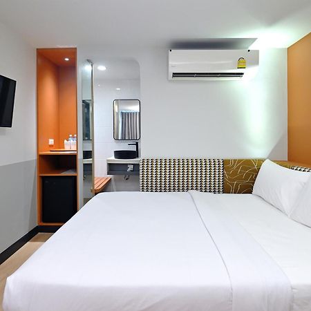 Hotel Anya Nana At Sukhumvit Bangkok Esterno foto