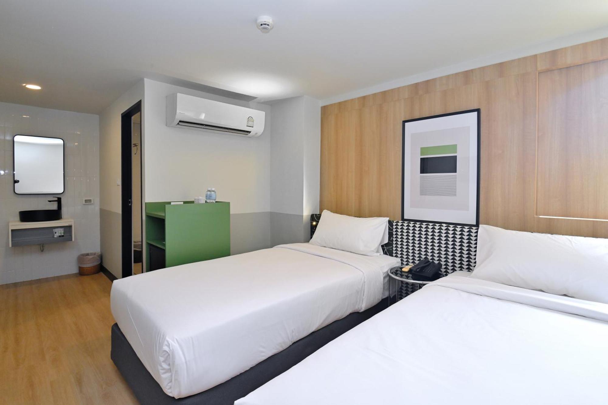 Hotel Anya Nana At Sukhumvit Bangkok Esterno foto