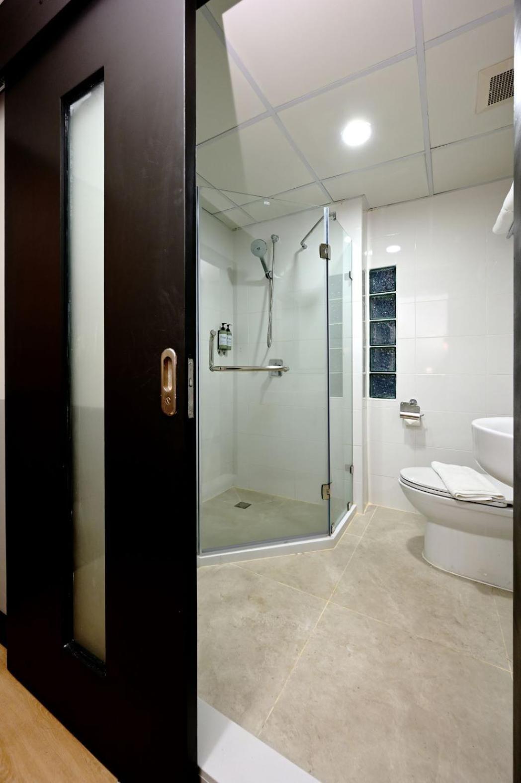 Hotel Anya Nana At Sukhumvit Bangkok Esterno foto