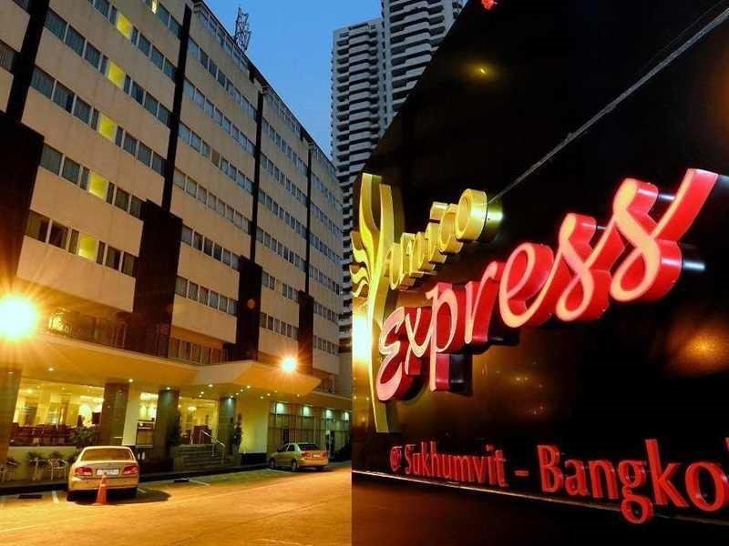 Hotel Anya Nana At Sukhumvit Bangkok Esterno foto